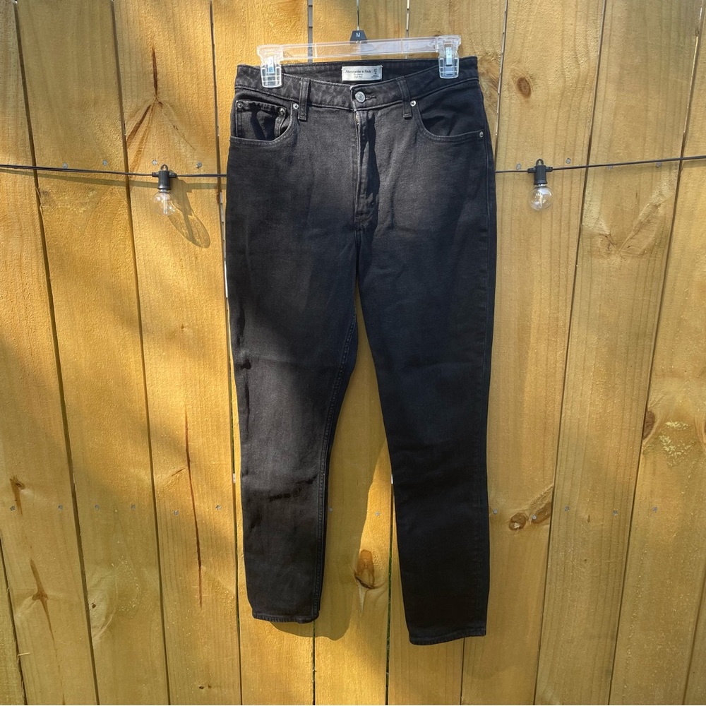 Abercrombie and Fitch The Skinny High Rise Black Jeans (4L)